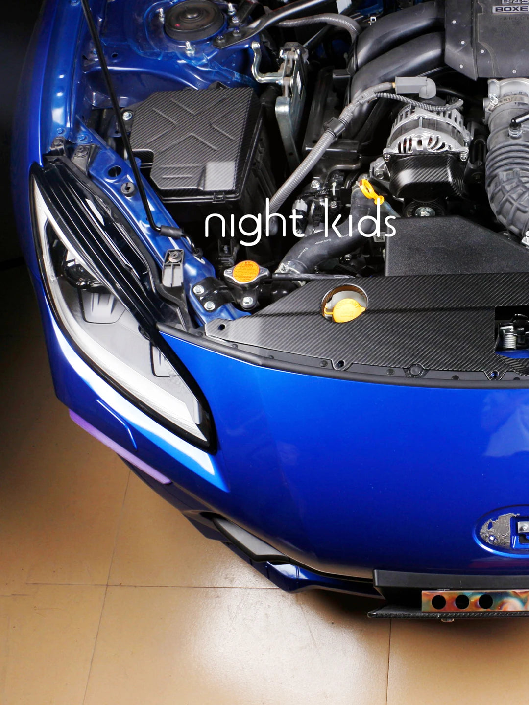 Night Kids | Copri fusibile in fibra di carbonio FA24 | GR 86 BRZ II | opaco / lucido