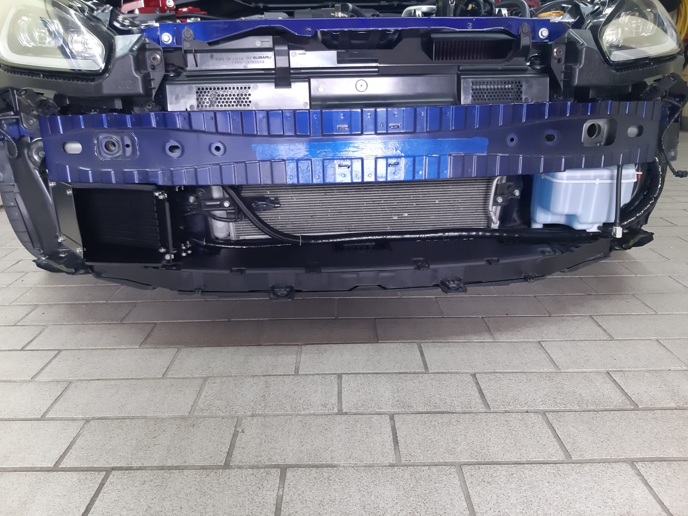 GreenFuchs x SKCustom | Radiatore dell'olio a 10 file con termostato e deflettori dell'aria | GR86 e BRZ II