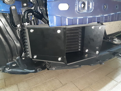 GreenFuchs x SKCustom | Radiatore dell'olio a 10 file con termostato e deflettori dell'aria | GR86 e BRZ II