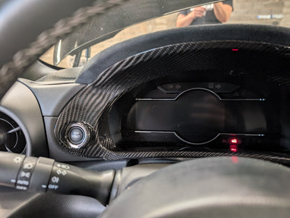 GreenFuchs | Rivestimento cruscotto passeggero in carbonio (adesivo) | GR86 e BRZ II