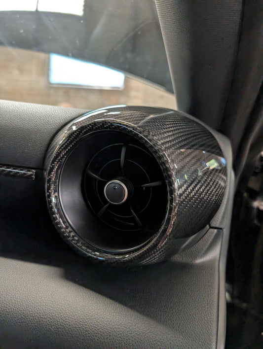 GreenFuchs | Rivestimento cruscotto passeggero in carbonio (adesivo) | GR86 e BRZ II