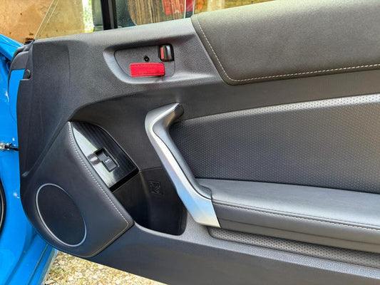 86pARTs | Alcantara Türschlaufen Umbaukit (L&R)  | GT86 BRZ I